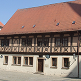 Rathausplatz 4, Feserhaus